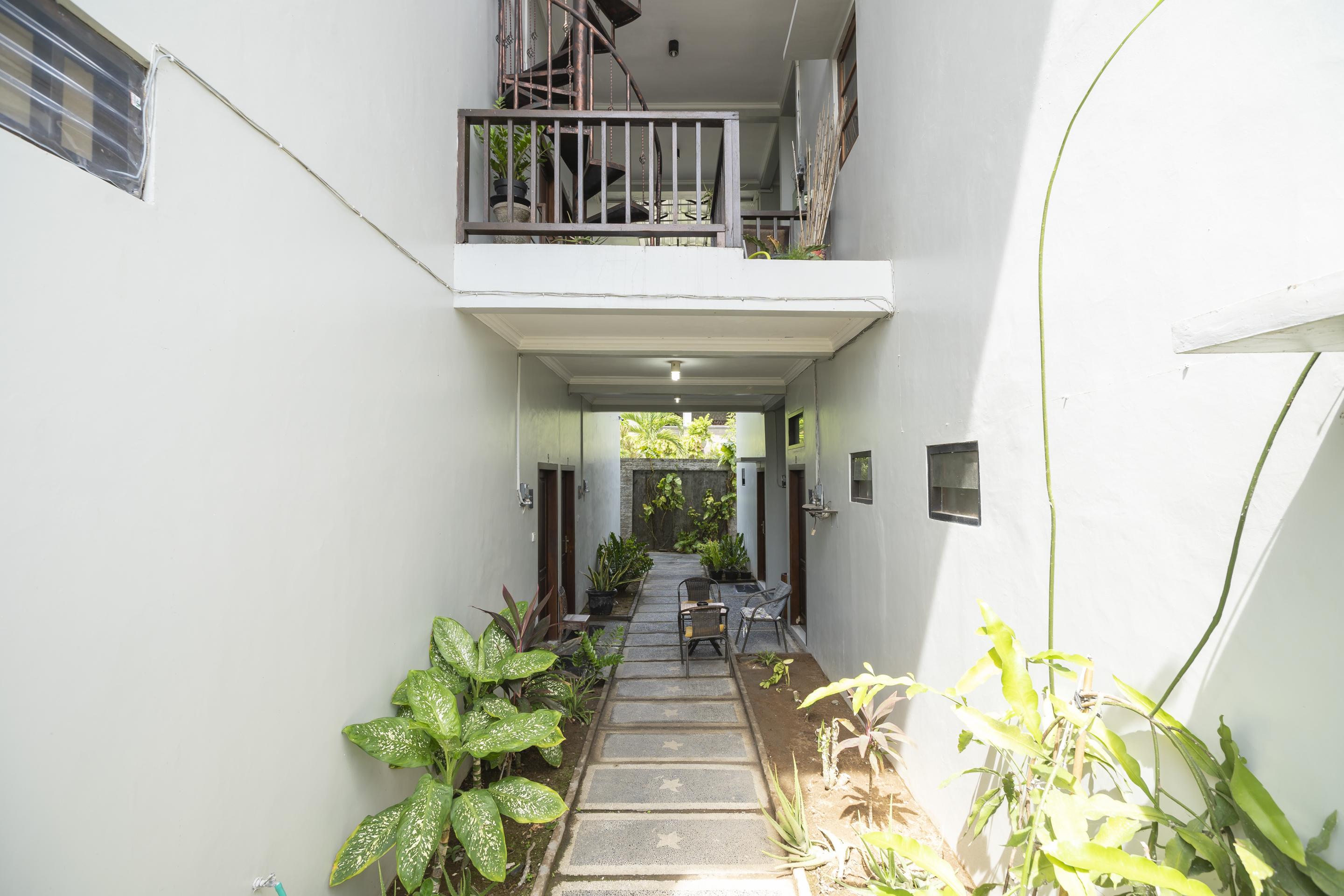 Hotel Oyo 2417 Panen House Bali